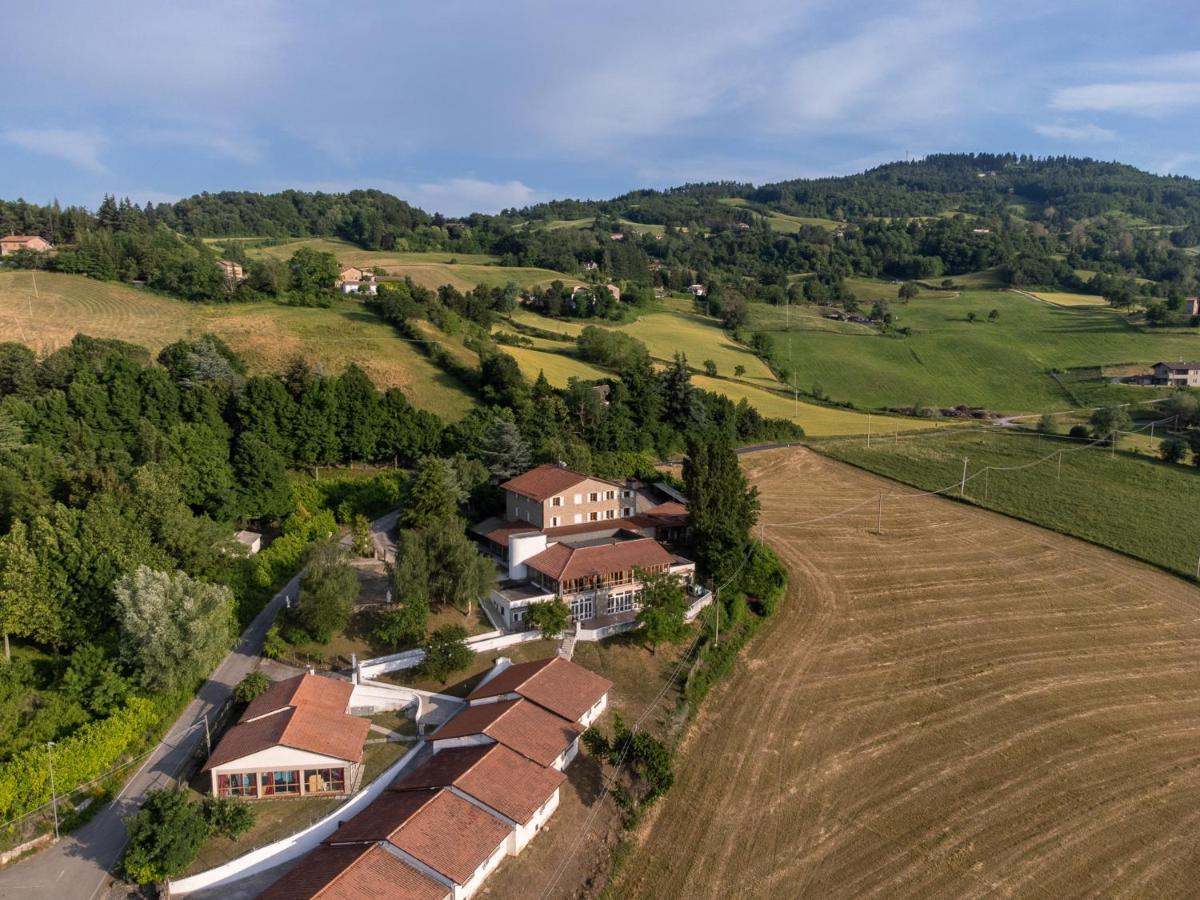 Hotel Butterfly - Il Nido D'Amore Bologna Monzuno Dış mekan fotoğraf